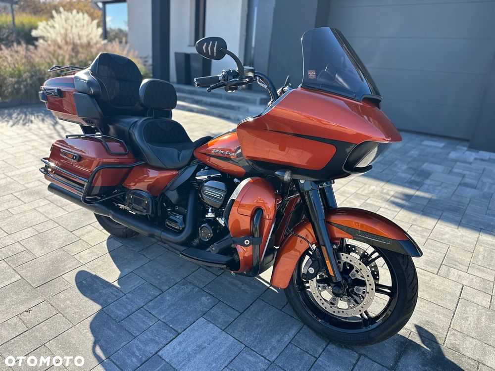 Harley-Davidson Touring Road Glide - 11