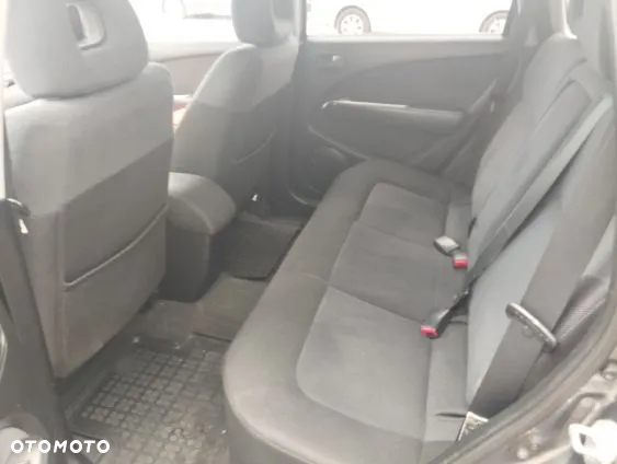 Mitsubishi Outlander 2.0 Comfort - 11