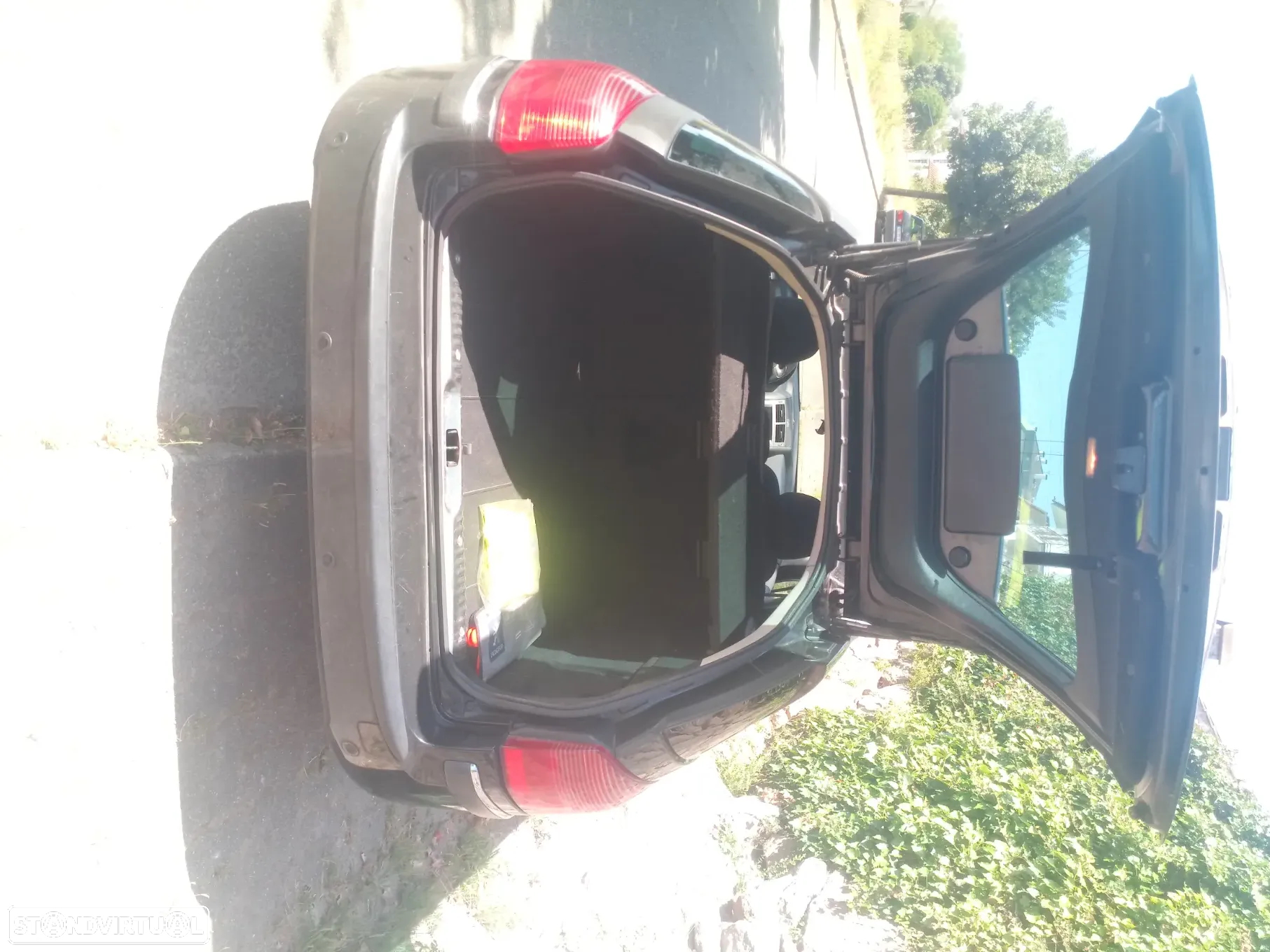 Peugeot 407 SW 1.6 HDi Navteq - 11