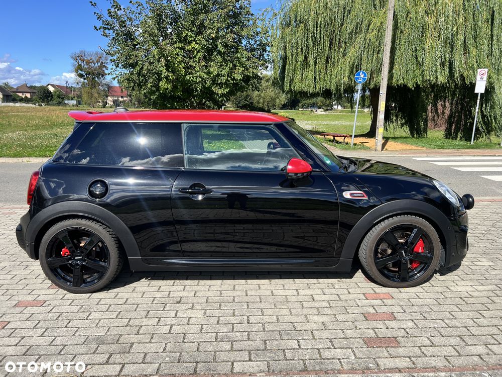 MINI John Cooper Works - 9