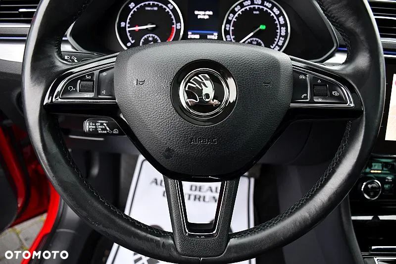 Skoda Superb 2.0 TDI SCR Sportline DSG - 12