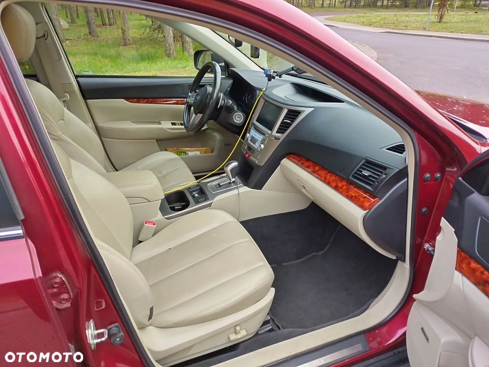 Subaru Outback - 6