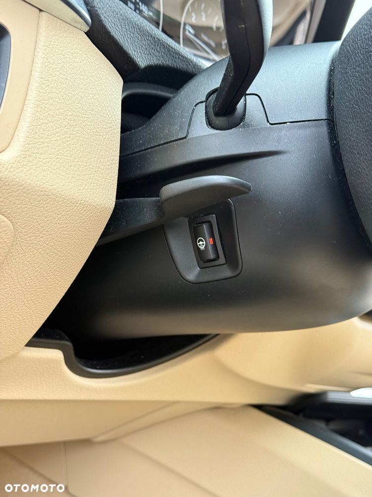 BMW Seria 3 328i xDrive - 21