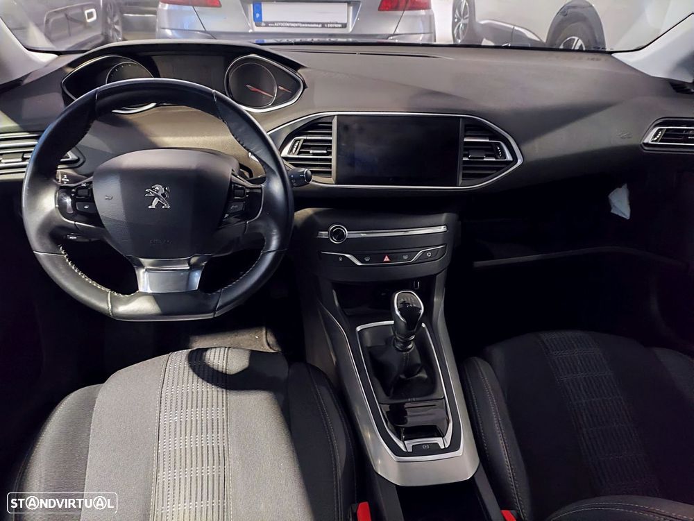 Peugeot 308 SW 1.5 BlueHDi Allure - 15