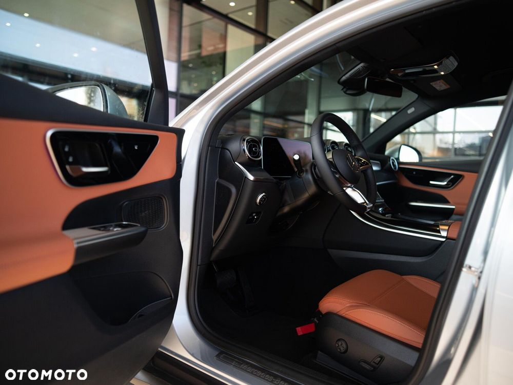 Mercedes-Benz GLC - 9