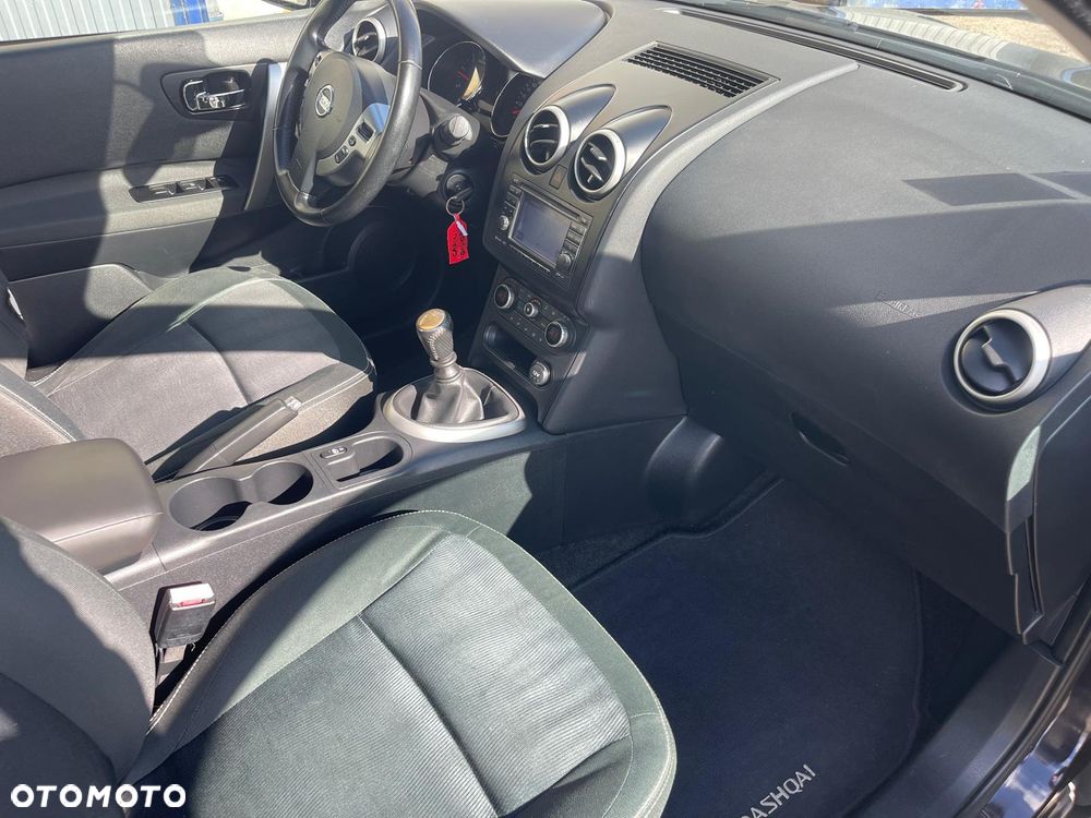 Nissan Qashqai 2.0 dCi DPF I-Way - 19