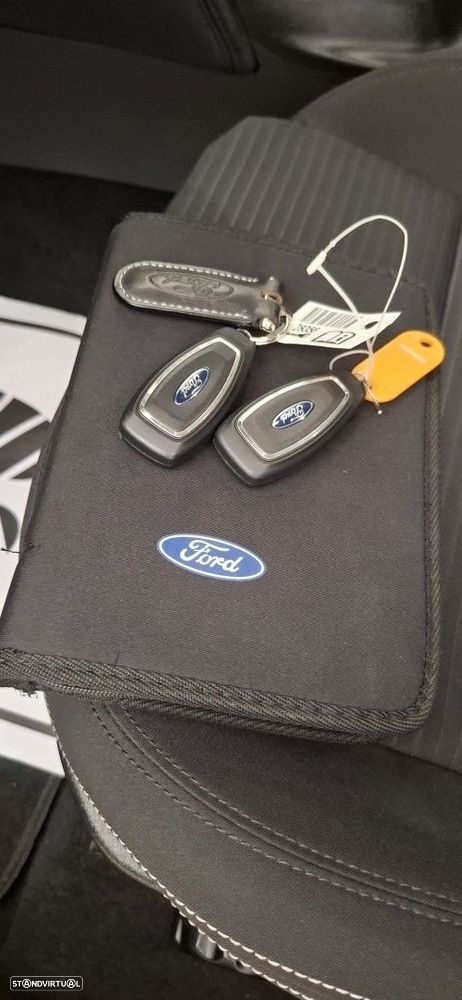 Ford Focus 1.5 TDCi ECOBlue Titanium - 25