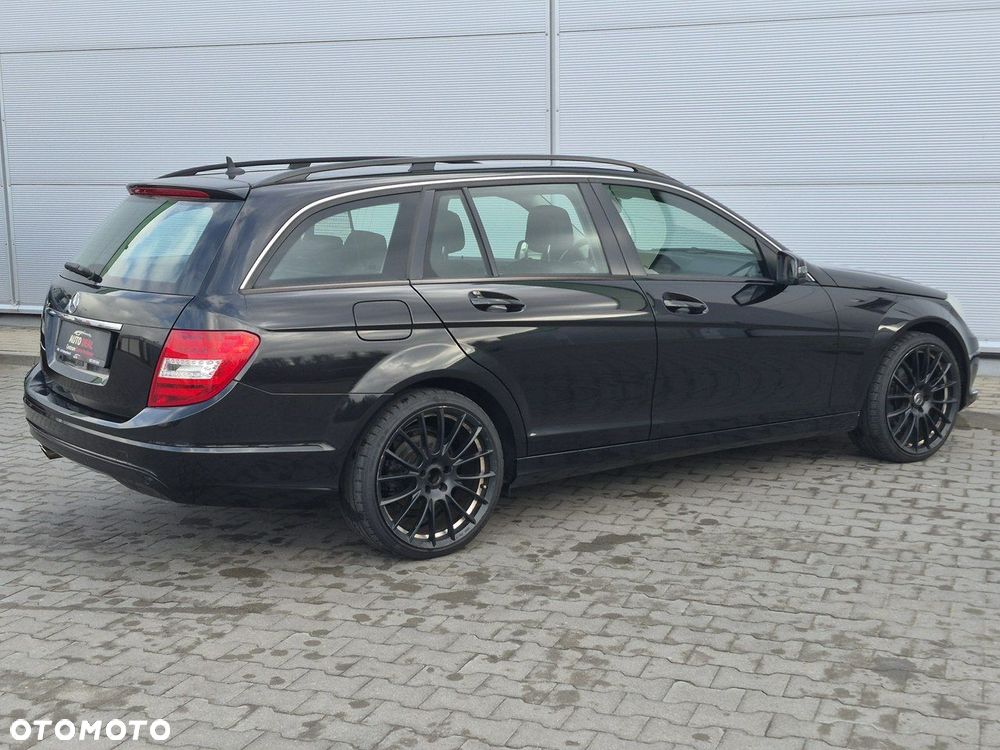 Mercedes-Benz Klasa C - 9