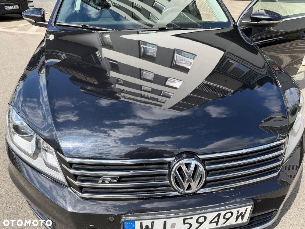Volkswagen Passat 2.0 TDI Highline R-Style DSG - 9