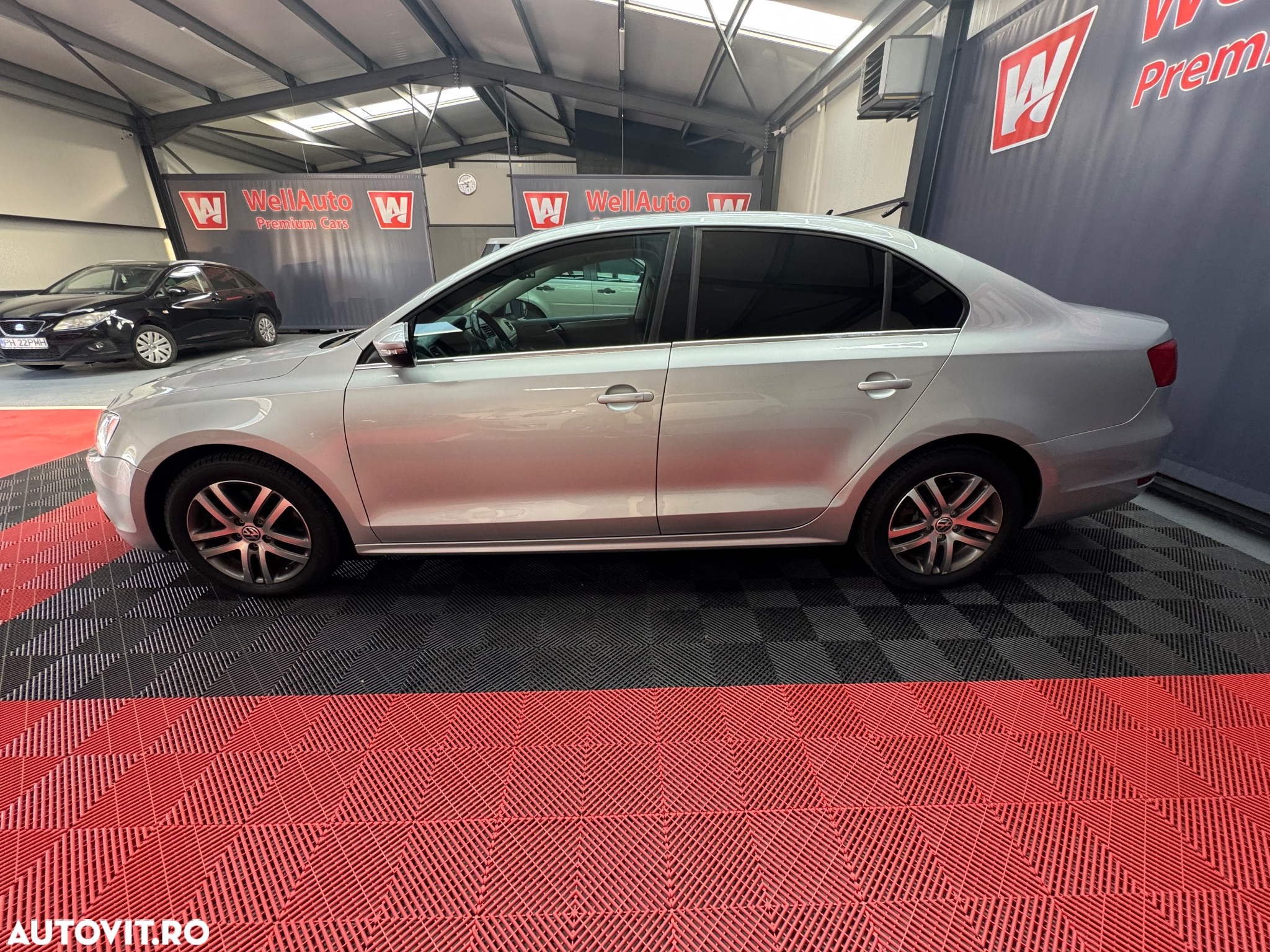 Volkswagen Jetta - 7