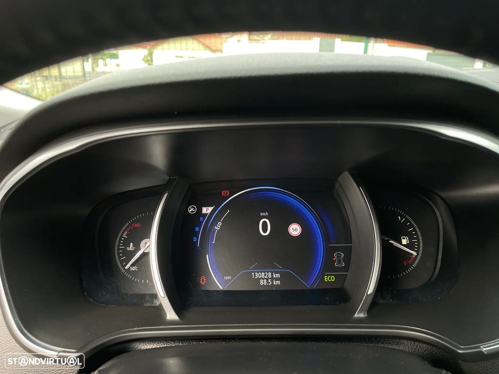 Renault Mégane Sport Tourer ENERGY dCi 110 EDC LIMITED - 19