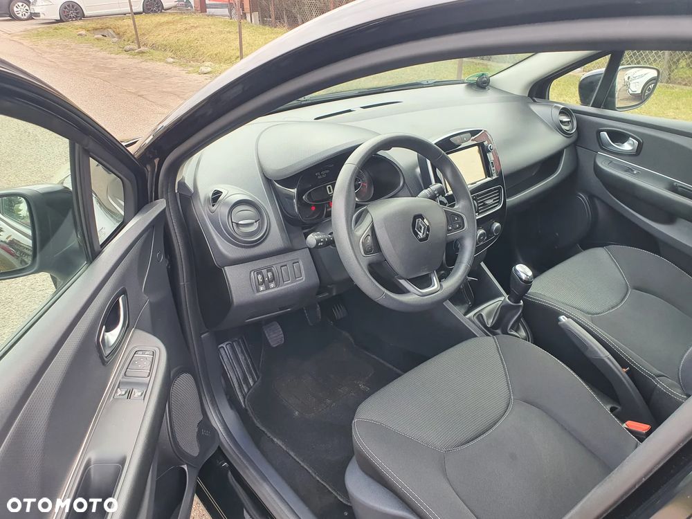 Renault Clio 1.2 16V 75 LIMITED - 9