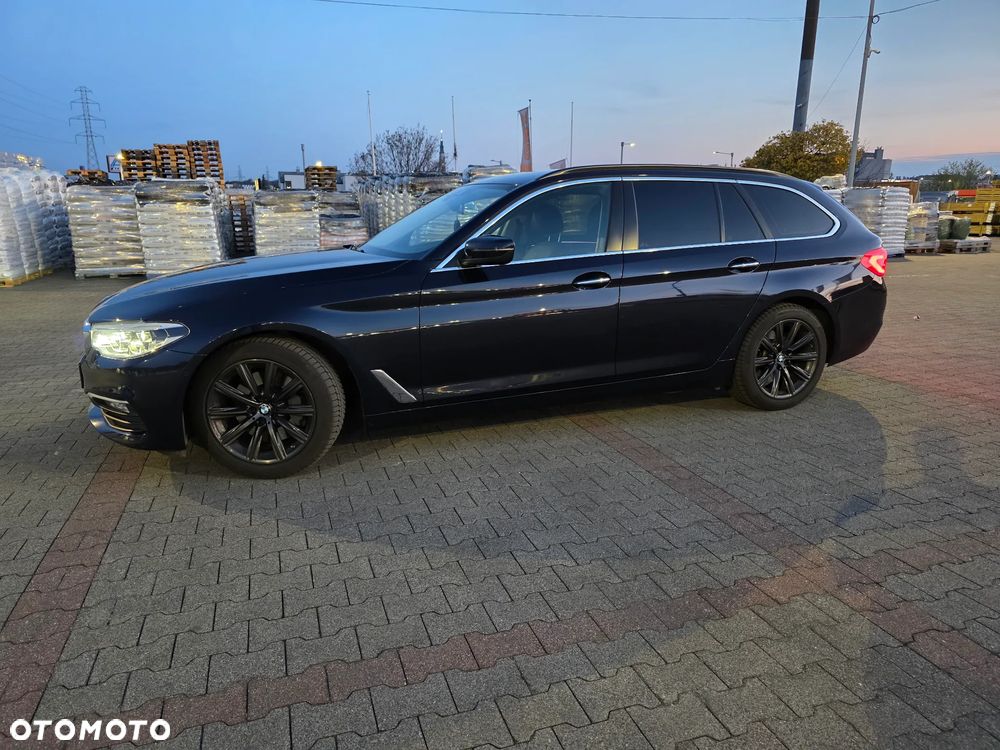 BMW Seria 5 530i Luxury Line - 17