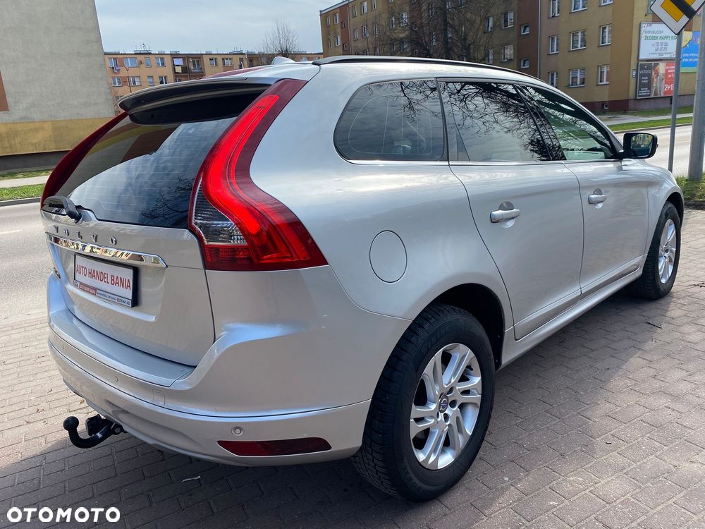 Volvo XC 60 D3 Geartronic Momentum - 29