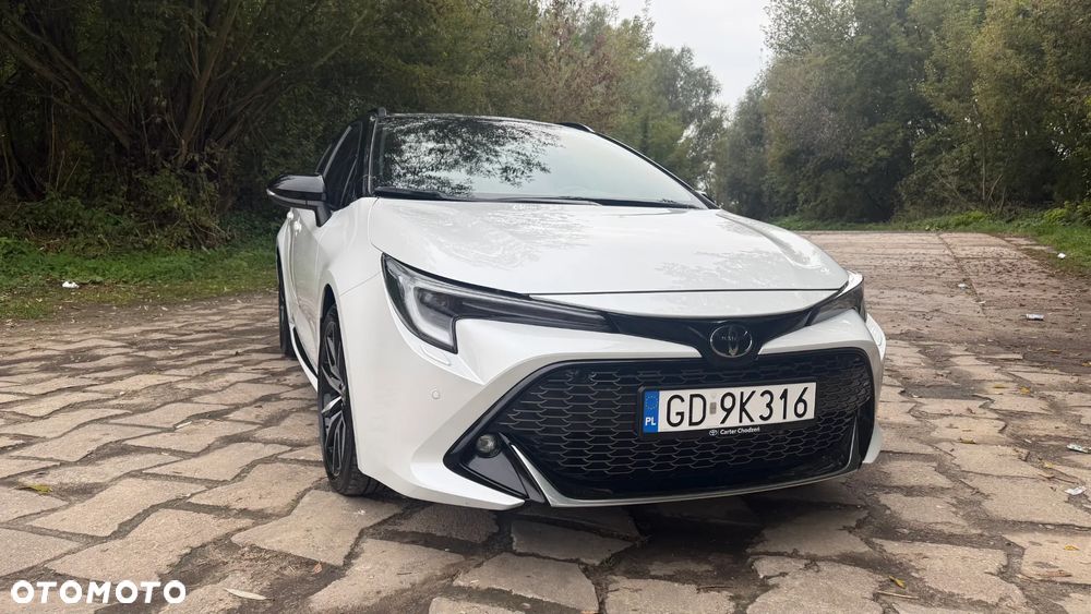 Toyota Corolla 2.0 Hybrid GR Sport - 17