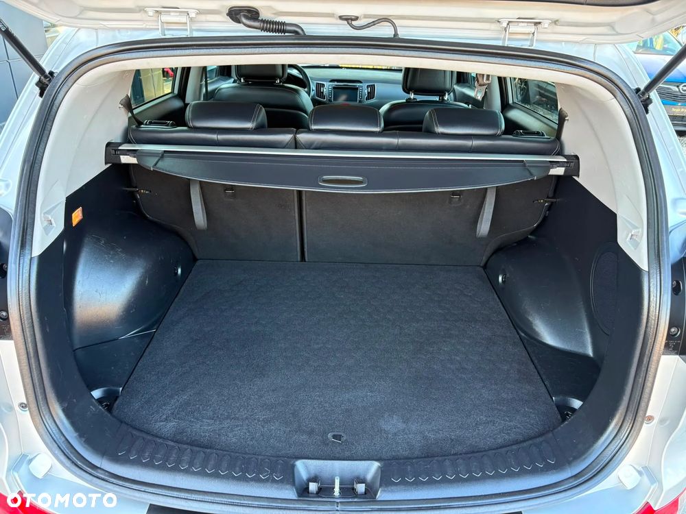 Kia Sportage 2.0 CVVT 2WD Attract - 16