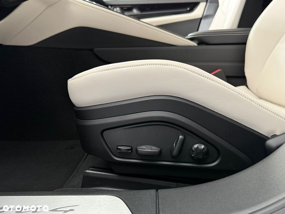 Porsche Panamera - 20