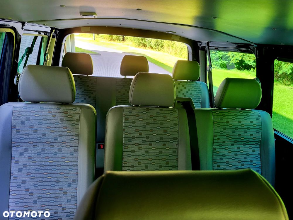 Volkswagen Transporter - 17