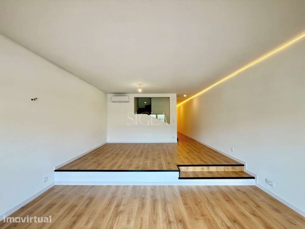 T2 Duplex na 1ª linha Praia da Madalena - Grande imagem: 4/29