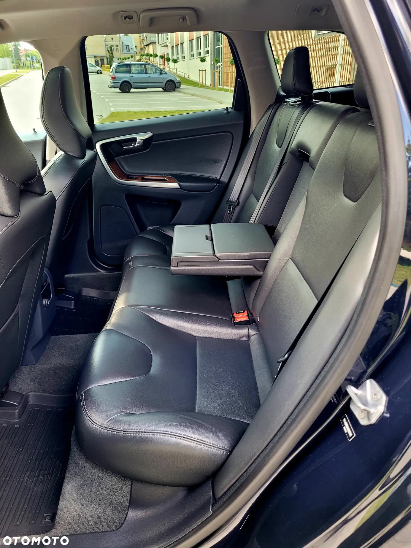 Volvo XC 60 T6 AWD Geartronic Linje Inscription - 34