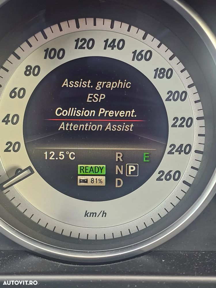 Mercedes-Benz E 300 BlueTEC HYBRID 7G-TRONIC - 24