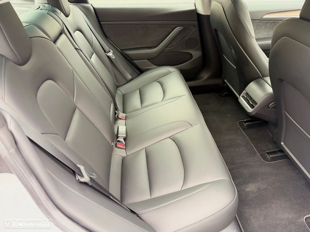 Tesla Model 3 Standard Range Plus RWD - 11