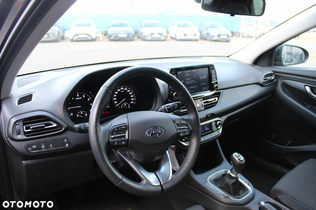 Hyundai i30 1.0 T-GDI Smart - 10