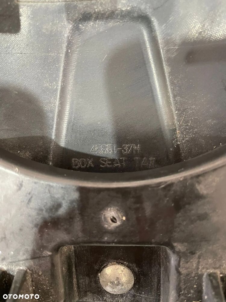 osłona nakładka na siedzenie pasazera Suzuki GSX-R 600/750 (nr1120) - 14