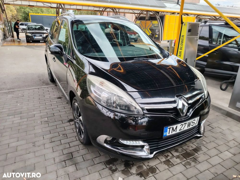 Renault Grand Scenic - 8