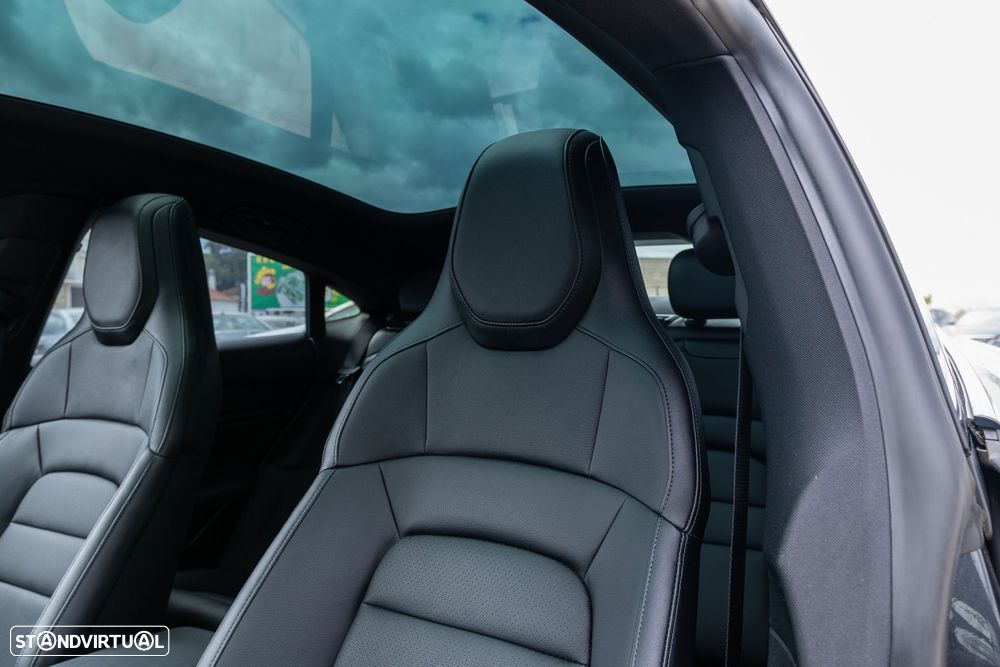 Porsche Taycan Bateria Performance Plus - 16