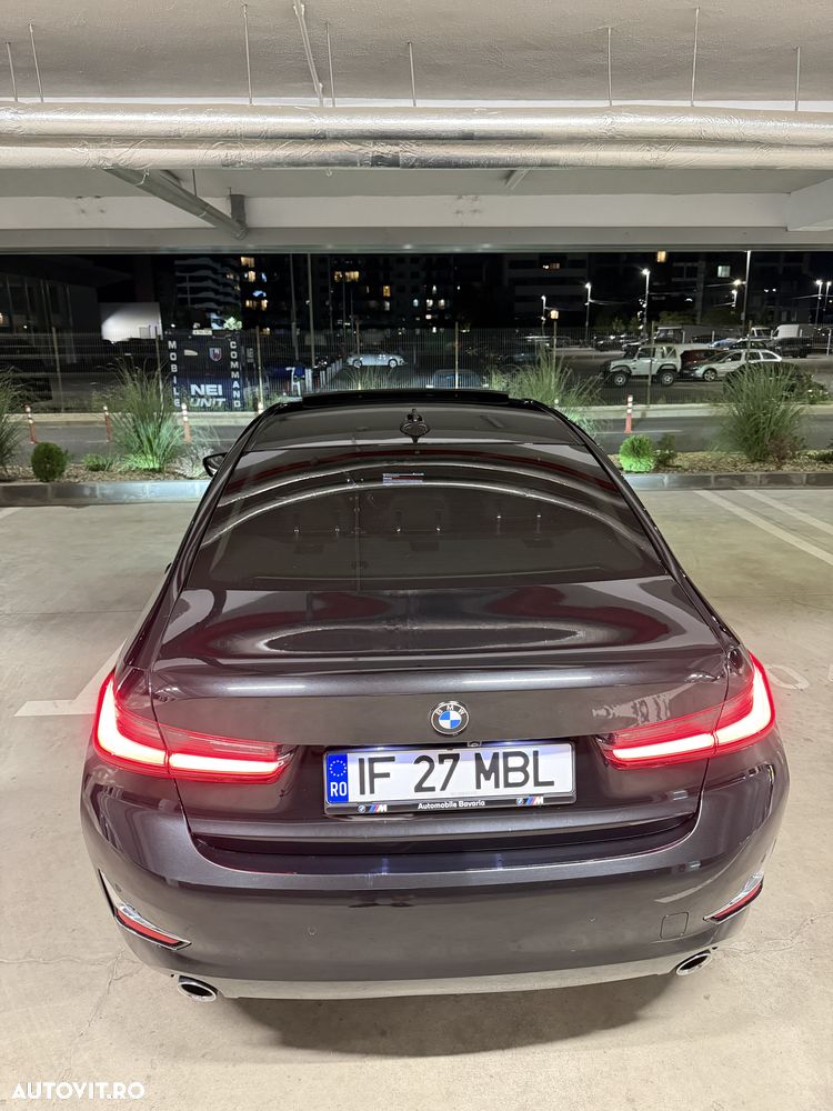 BMW Seria 3 320d xDrive AT Luxury Line - 2