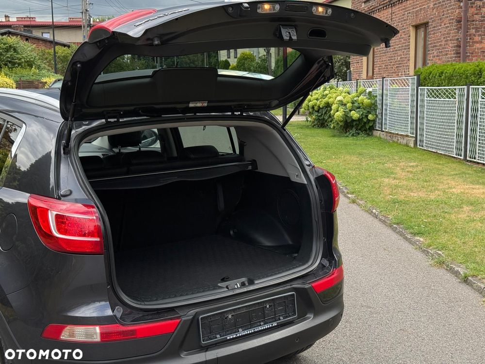 Kia Sportage 2.0 CRDI XL - 9