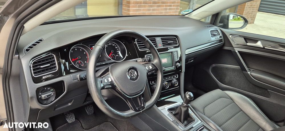 Volkswagen Golf 1.4 TSI Highline - 11
