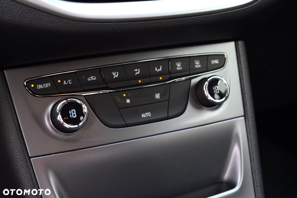 Opel Astra 1.6 CDTI Enjoy S&S - 14