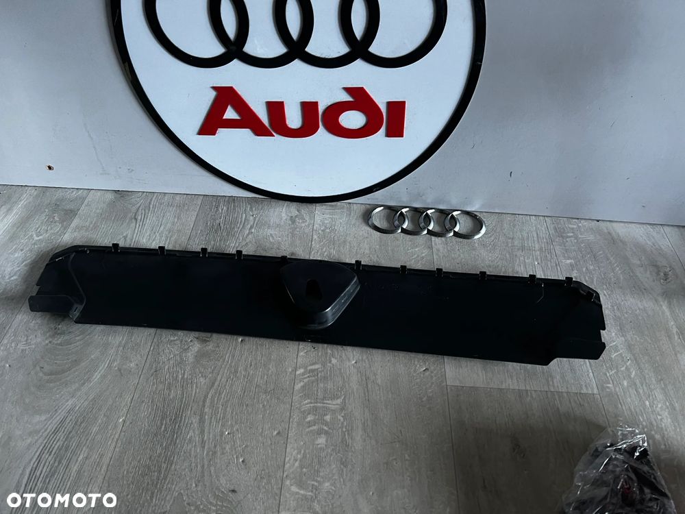 Audi RSQ3 83A Q3 II osłona pasa przedniego 83A807081A - 2