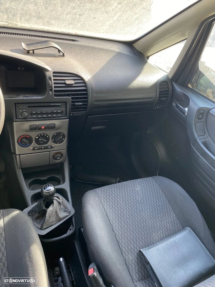 Opel Zafira 2.0D ás peças - 6