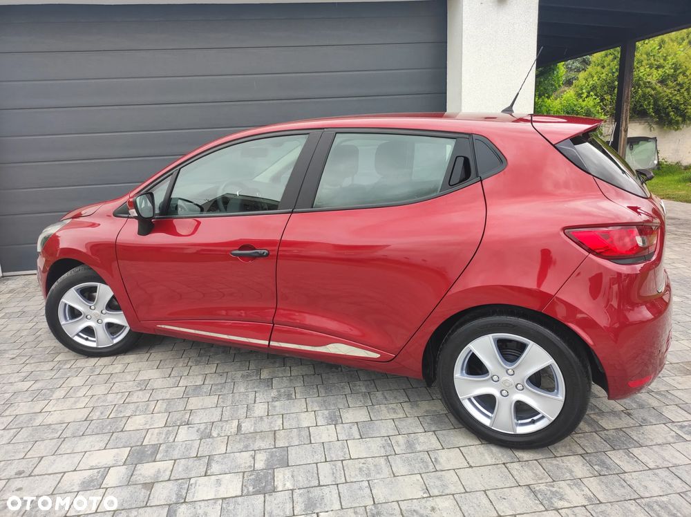 Renault Clio - 30