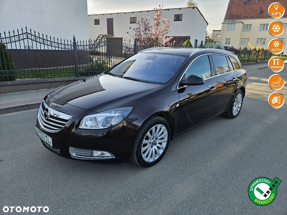 Opel Insignia - 1