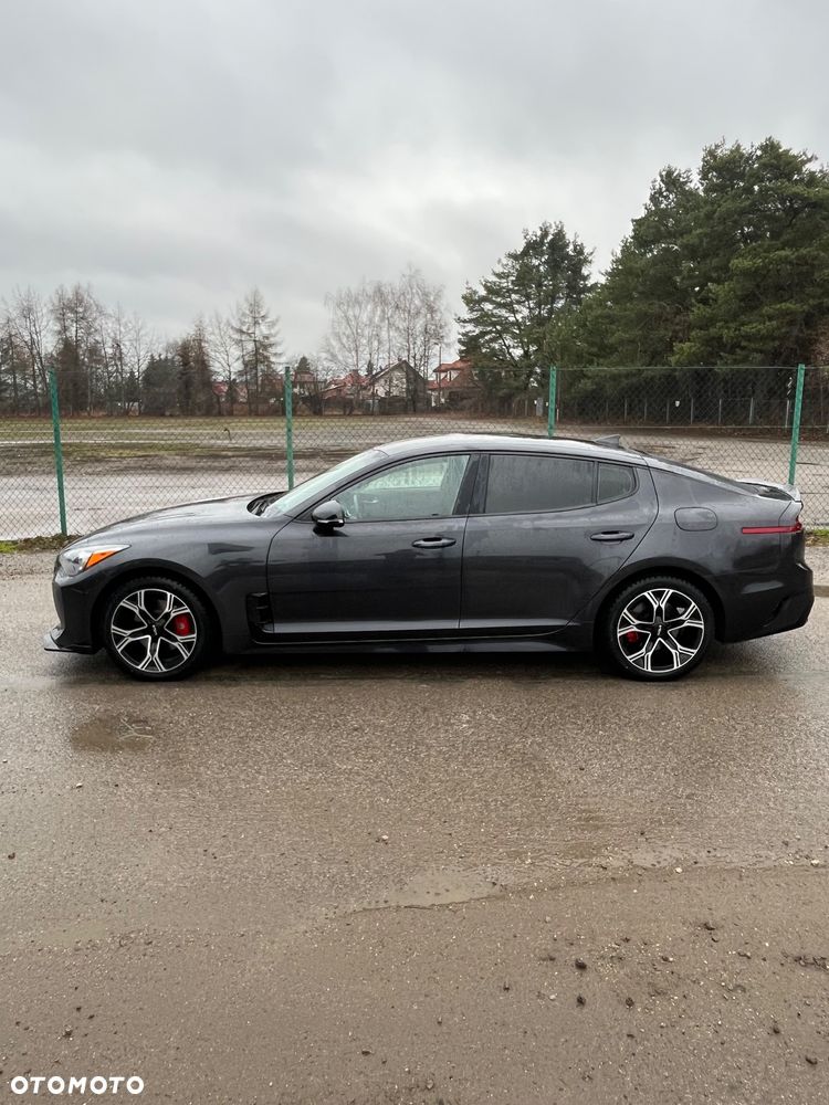 Kia Stinger 2.0 T-GDI GT Line - 2