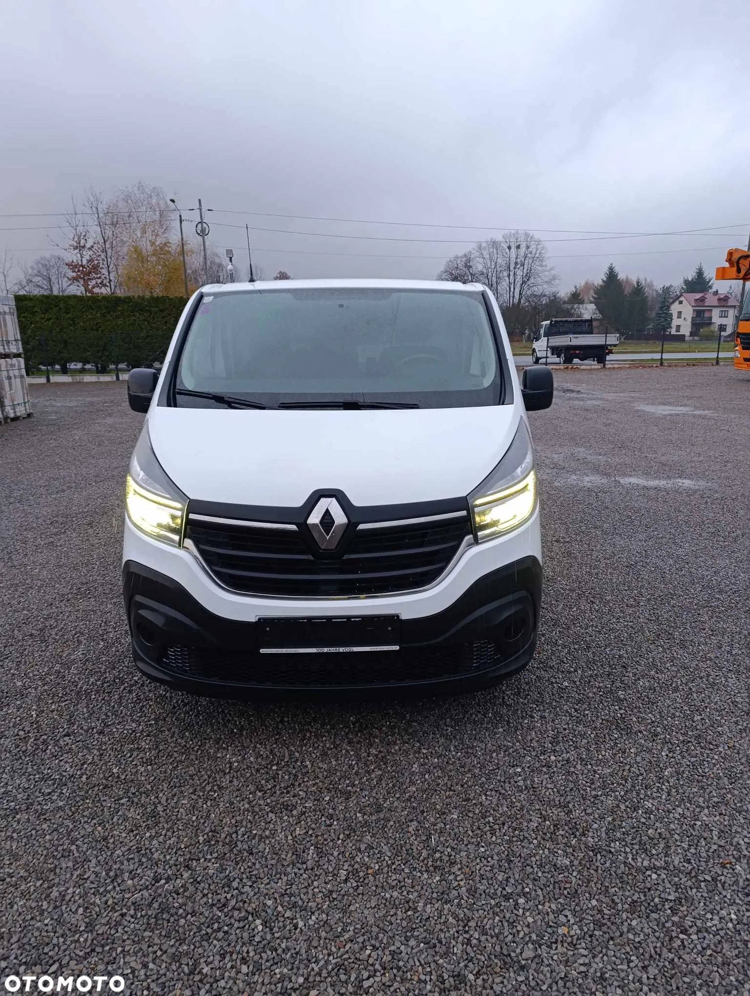 Renault Trafic - 10