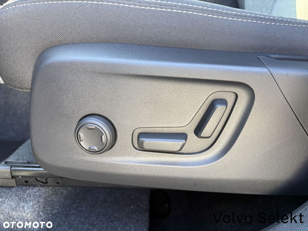 Volvo XC 40 - 12