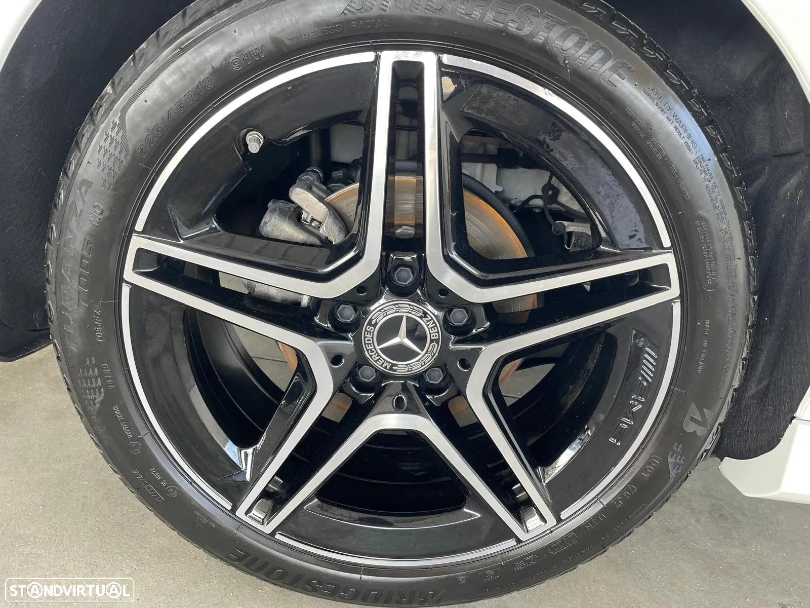 Mercedes-Benz A 180 d AMG Line - 50