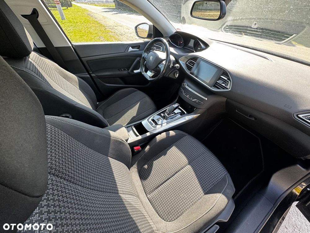 Peugeot 308 BlueHDi 130 EAT8 Stop & Start Active - 14