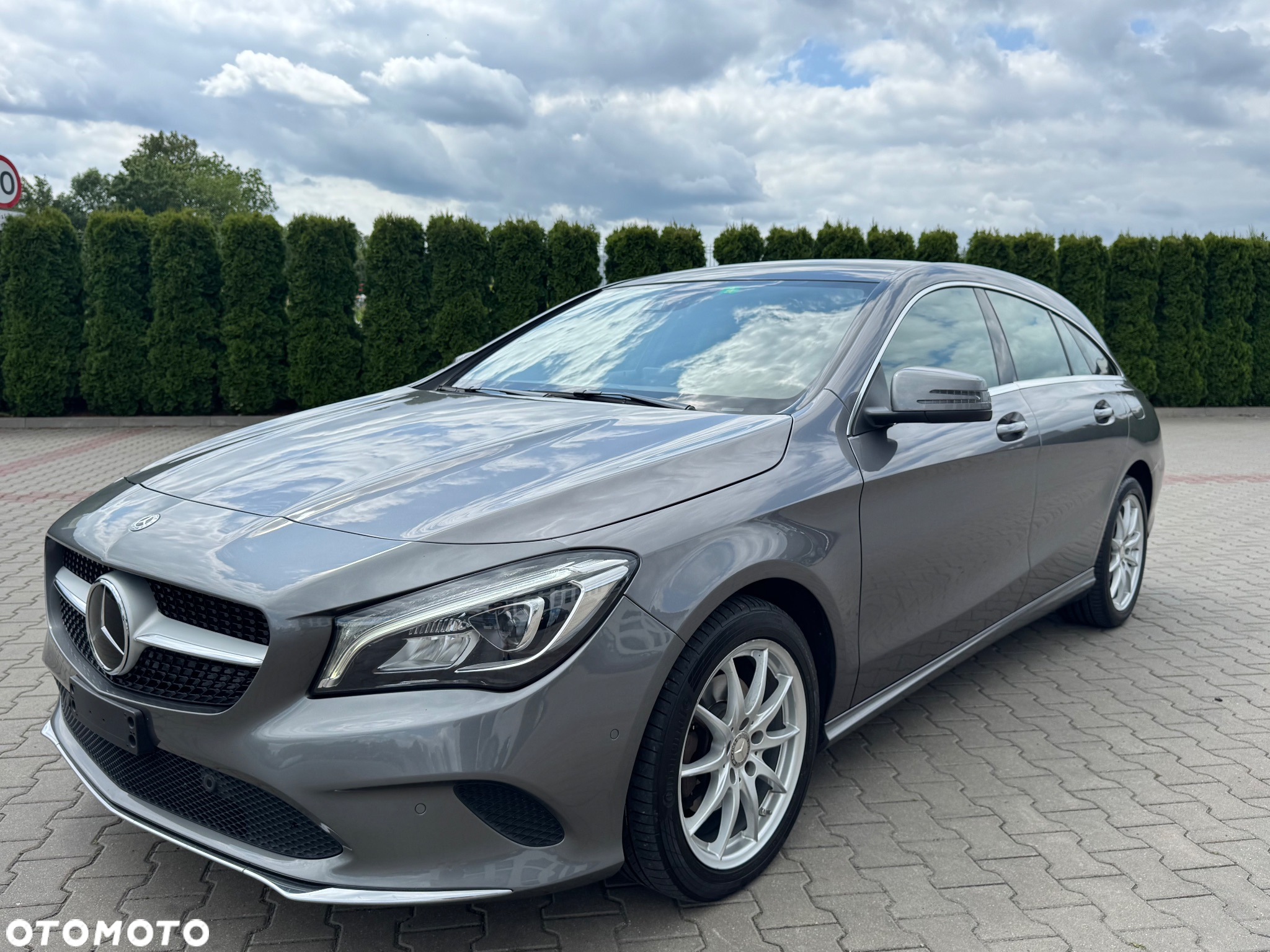 Mercedes-Benz CLA 220 d 4-Matic - 3