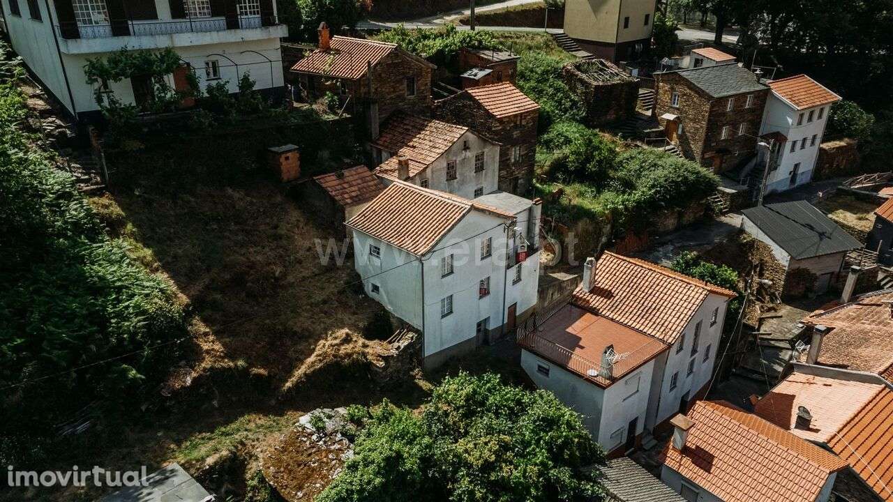 Moradia T3 / Seia, Vide e Cabeça - Grande imagem: 2/11