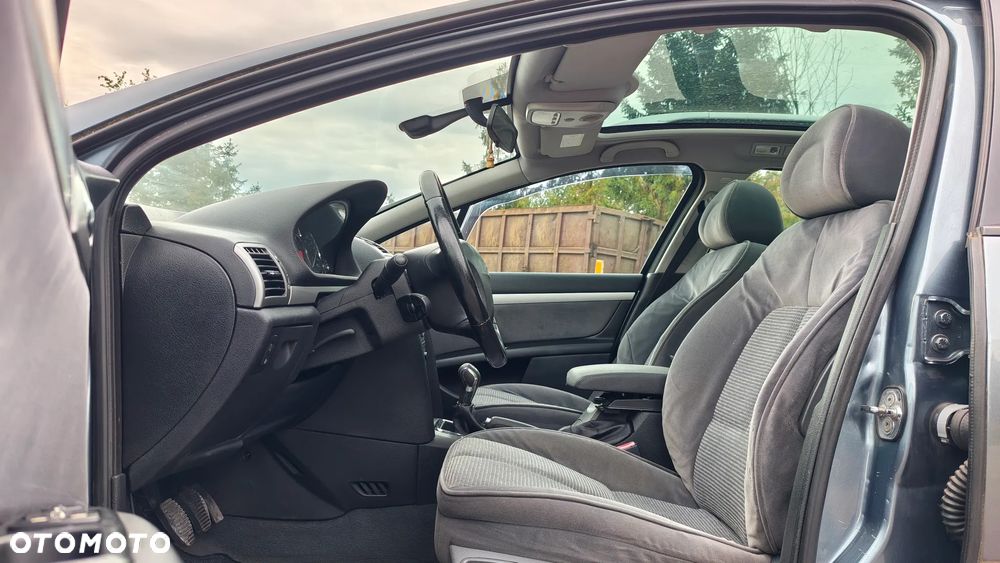 Peugeot 407 - 18