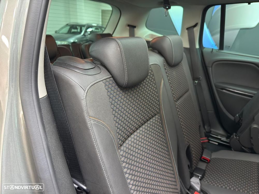 Opel Zafira 1.6 CDTi 120 Anos S/S - 45