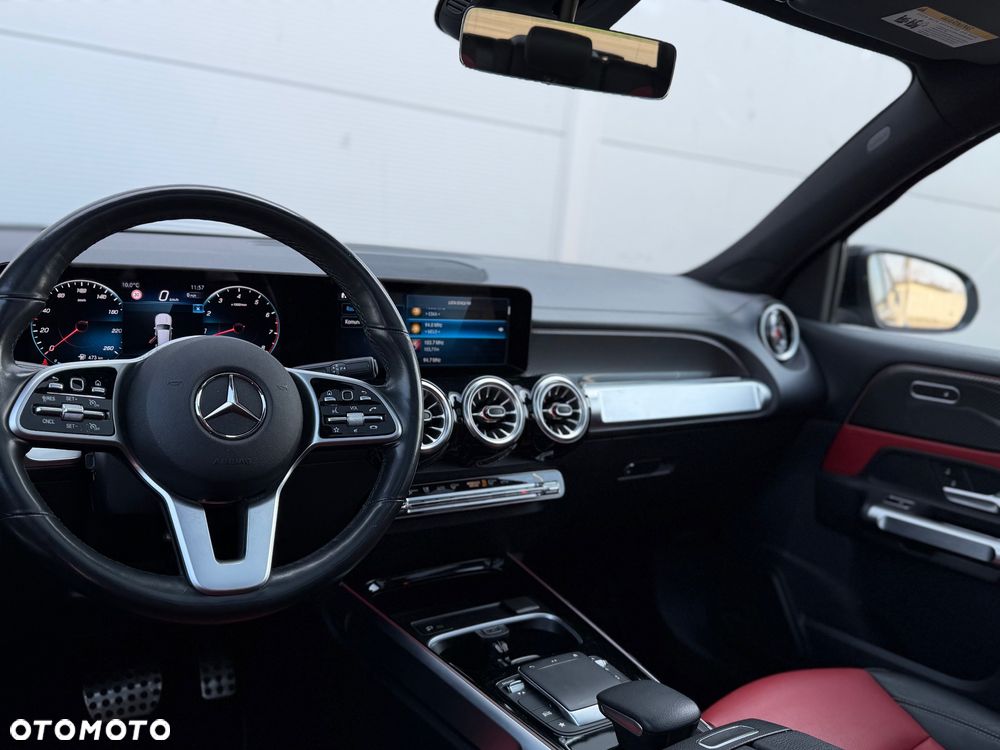 Mercedes-Benz GLB 250 4-Matic AMG Line 8G-DCT - 19