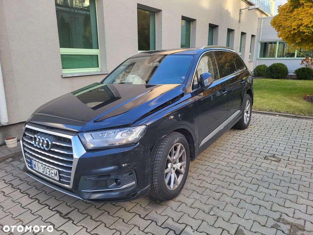 Audi Q7 - 10