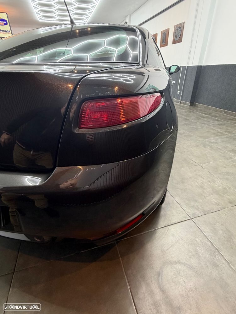 Alfa Romeo GT 1.9 JTD M-JET Distinctive - 20